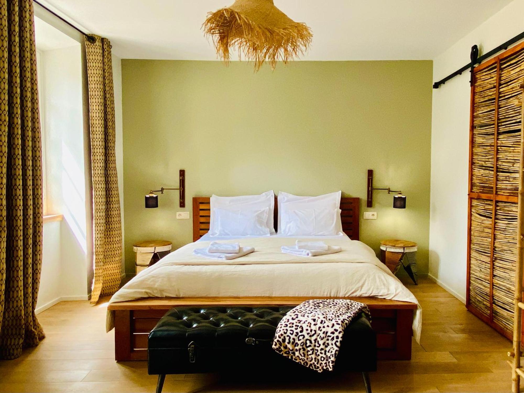 Aux Berges Du Libre Bed & Breakfast Felines-Termenes Room photo